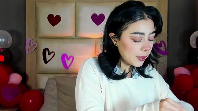 TaniaRedd  online show from 02-15-26, 02:16