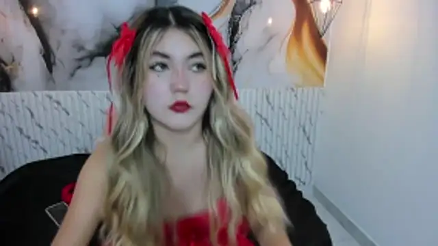 VioletaSweett1 online show from 03-06-26, 07:09