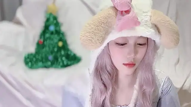 Snapshot of fayebabe chatting on 12-18-25, 10:52 fayebabe online show from 12-18-25, 10:52