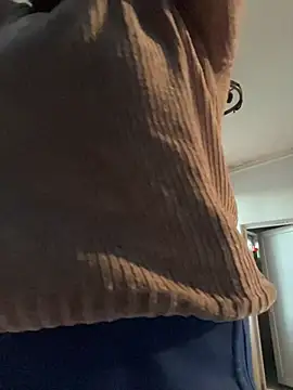 tesaa1212 online show from 01-10-26, 01:50