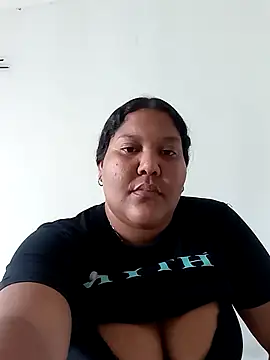 VaneandRossy online show from 12-22-25, 01:33