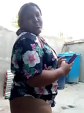 VaneandRossy online show from 01-17-26, 09:40