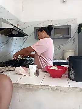 VaneandRossy online show from 02-07-26, 02:36