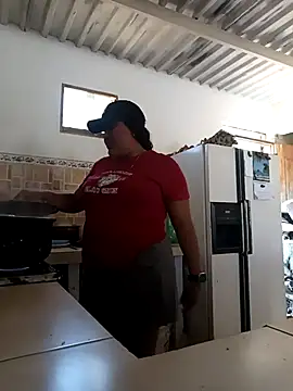 VaneandRossy online show from 03-07-26, 06:35