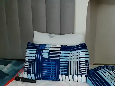 Sassy S online show from 02-15-26, 01:10