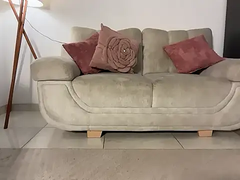 miaferrer777 online show from 12-17-25, 01:10