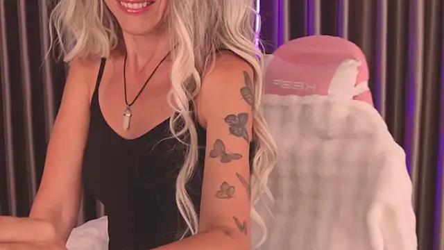 betty xoxoo online show from 04-09-26, 12:11