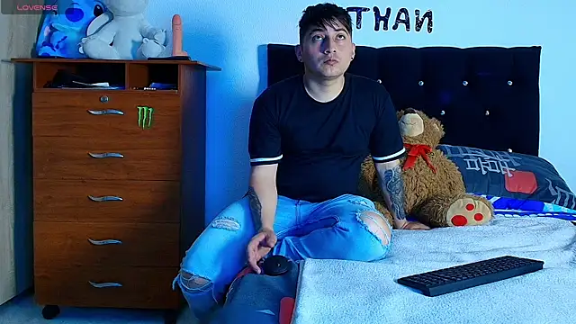 ethan  01 online show from 01-09-26, 10:06