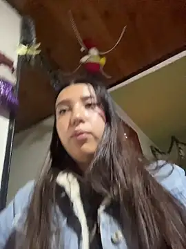 Alix Rousses21 online show from 12-21-25, 04:25