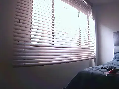 Fernanda andrew online show from 03-28-26, 06:31