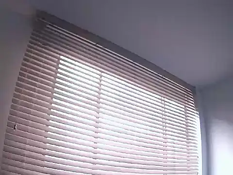 Fernanda andrew online show from 06-18-26, 04:45