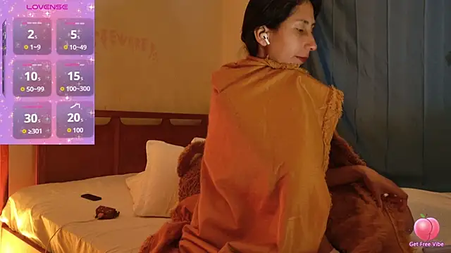 MoonLipsON- online show from 03-05-26, 01:02