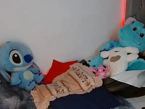 Snapshot of Sebas_Ross04 chatting on 01-09-26, 11:11 Sebas Ross04 online show from 01-09-26, 11:11