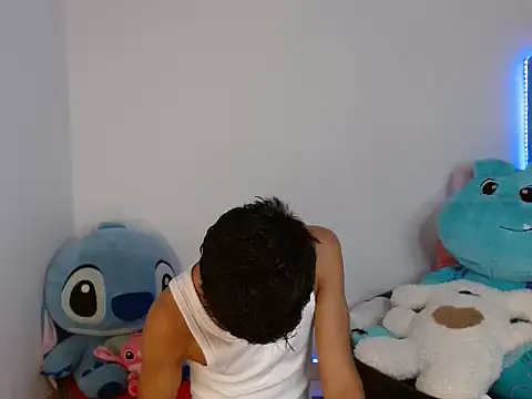 Snapshot of Sebas_Ross04 chatting on 02-27-26, 11:15 Sebas Ross04 online show from 02-27-26, 11:15