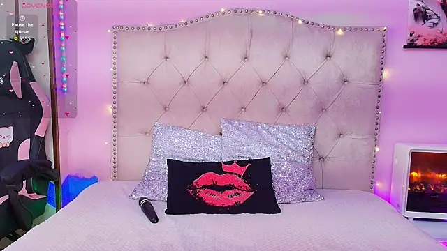 Snapshot of Miss_Liu chatting on 02-27-26, 11:54 Miss Liu online show from 02-27-26, 11:54