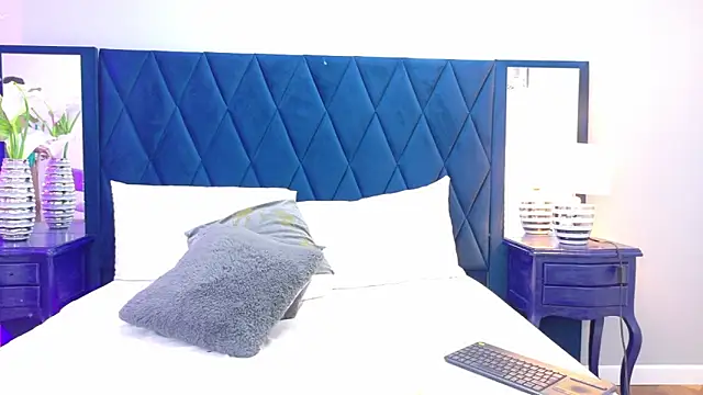 AnnieLeigt online show from 03-14-26, 12:33