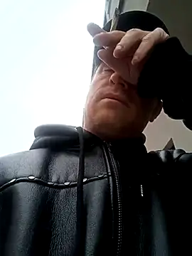 jefflatex45 online show from 12-20-25, 02:20