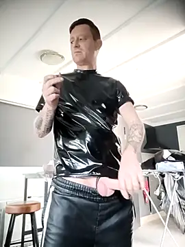 Snapshot of jefflatex45 chatting on 06-04-26, 11:15 jefflatex45 online show from 06-04-26, 11:15