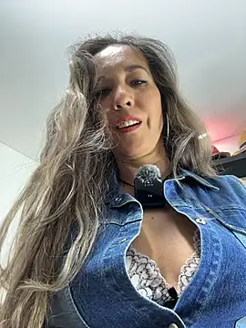 sandrafarrely online show from 04-02-26, 02:19