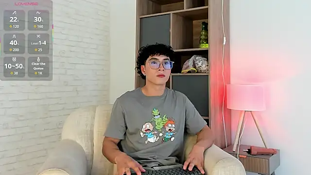 LittleMya  online show from 01-08-26, 07:53