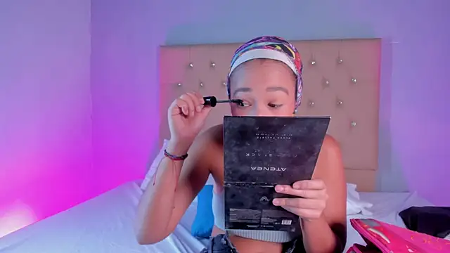 EmmaLawrence  online show from 01-17-26, 07:17