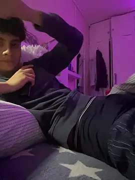 hungspanishtwink online show from 01-10-26, 10:49