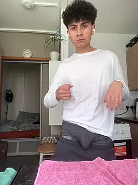 hungspanishtwink online show from 04-18-26, 02:41