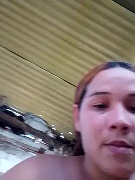 Snapshot of daniela_fox1 chatting on 12-21-25, 04:41 daniela fox1 online show from 12-21-25, 04:41