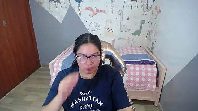 Snapshot of eva_smit_t chatting on 01-09-26, 02:51 eva smit t online show from 01-09-26, 02:51