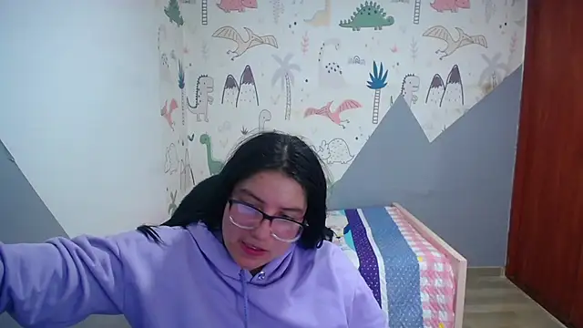 Snapshot of eva_smit_t chatting on 12-16-25, 03:00 eva smit t online show from 12-16-25, 03:00