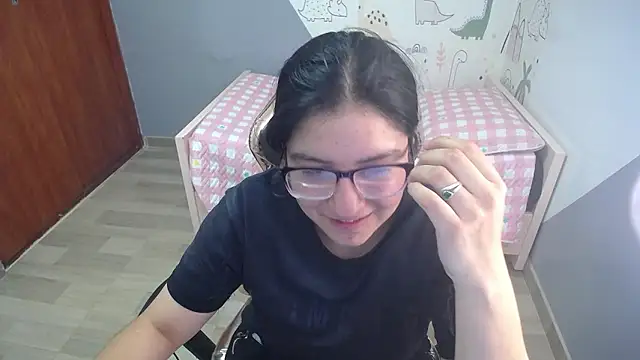 Snapshot of eva_smit_t chatting on 01-14-26, 02:37 eva smit t online show from 01-14-26, 02:37