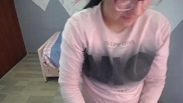 Snapshot of eva_smit_t chatting on 01-07-26, 02:38 eva smit t online show from 01-07-26, 02:38