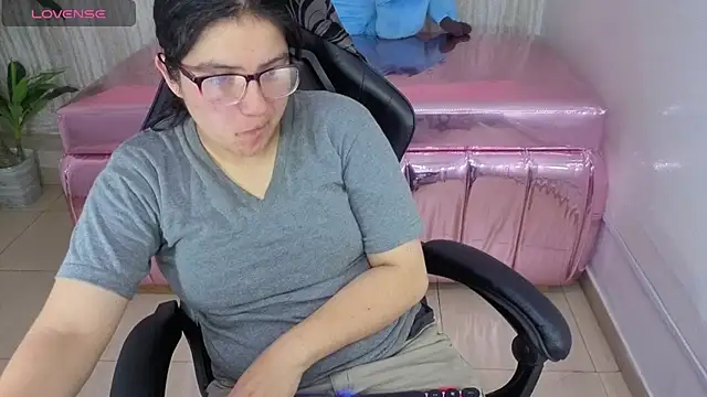 eva smit t online show from 03-08-26, 02:37