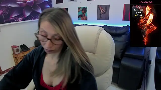 Scarlett 079 online show from 02-05-26, 12:12