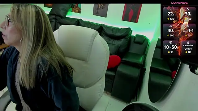 Snapshot of Scarlett_079 chatting on 01-10-26, 11:38 Scarlett 079 online show from 01-10-26, 11:38