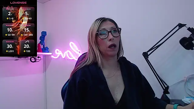 Snapshot of Scarlett_079 chatting on 01-13-26, 11:47 Scarlett 079 online show from 01-13-26, 11:47