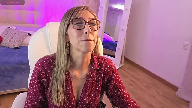 Scarlett 079 online show from 06-26-26, 11:49