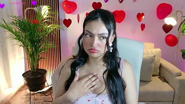 Snapshot of victoria___moon chatting on 02-16-26, 01:21 victoria moon online show from 02-16-26, 01:21