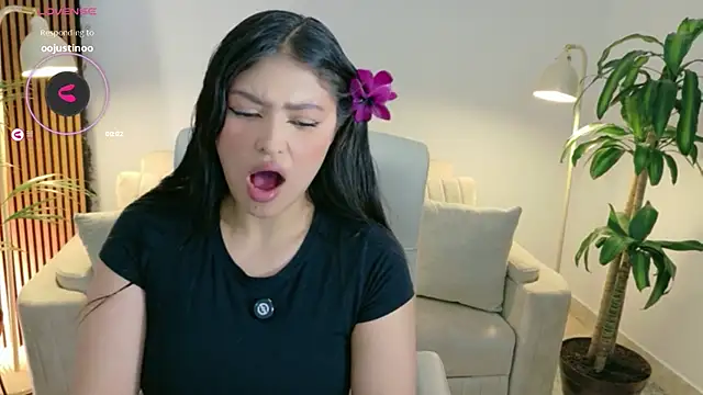 victoria   moon online show from 05-31-26, 01:50