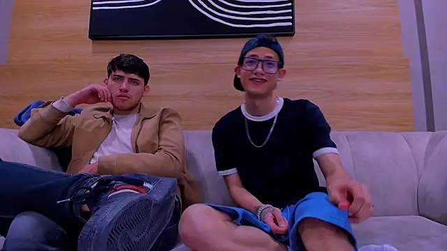 big  friends online show from 12-05-25, 01:43