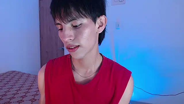 Snapshot of andrew_courtzz chatting on 05-10-26, 05:48 andrew courtzz online show from 05-10-26, 05:48