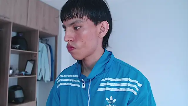 andrew courtzz online show from 02-06-26, 07:54