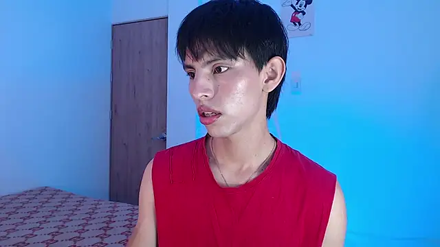 Snapshot of andrew_courtzz chatting on 05-09-26, 05:49 andrew courtzz online show from 05-09-26, 05:49