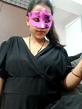 Shivani hotty online show from 03-05-26, 04:58