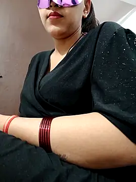 Shivani hotty online show from 03-27-26, 03:35