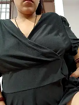 Shivani hotty online show from 04-24-26, 04:09