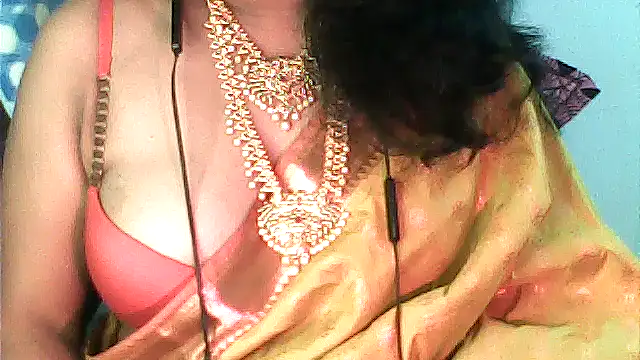 Preeti345 online show from 07-10-26, 05:51