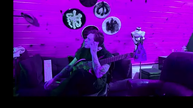 siphonophordustbunny online show from 12-05-25, 01:27