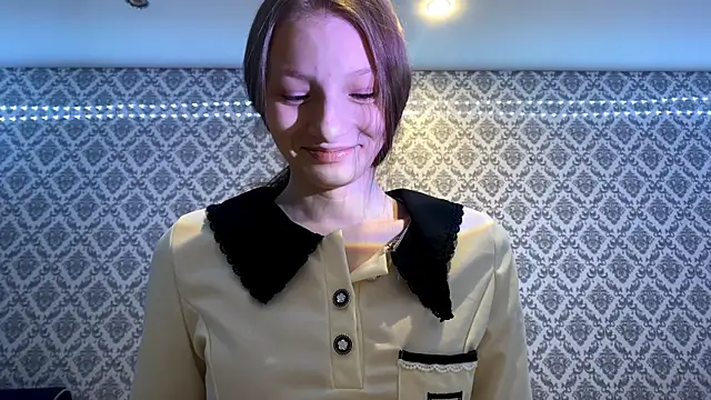 Cleonoth2o online show from 12-14-25, 06:13