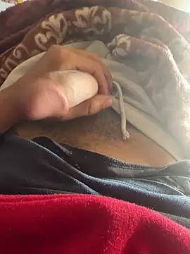 Snapshot of Mahmodkhaled21 chatting on 03-25-26, 03:22 Mahmodkhaled21 online show from 03-25-26, 03:22